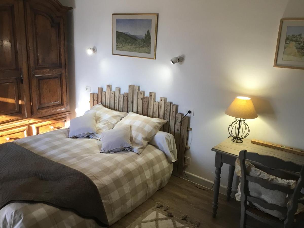 Appartamento Petit Cocon Dans Le Luberon Lauris Esterno foto